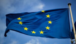 Projet de collaboration entre OpenGraphy et EESC via Instant News Service